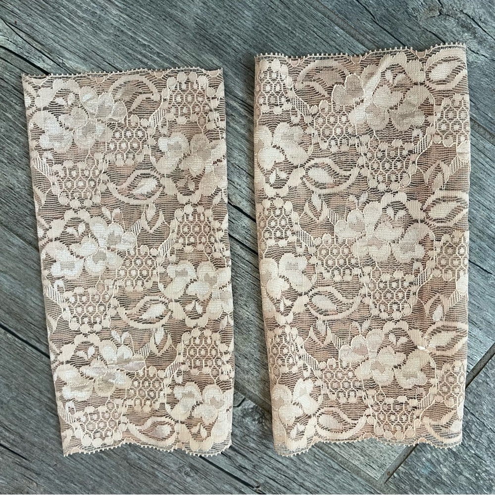 NWOT Stretch Lace Boot Cuffs